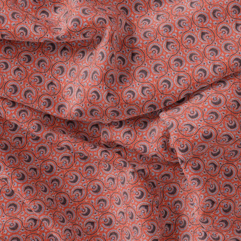 Decorative Quatrefoil With Red Flower Digital Printed Fabric - Pure Georgette - Image 3