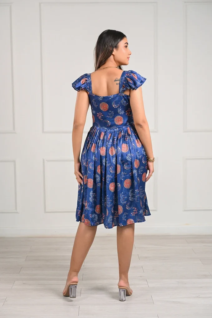Flowy Floral Printed Midi Dress - Image 4