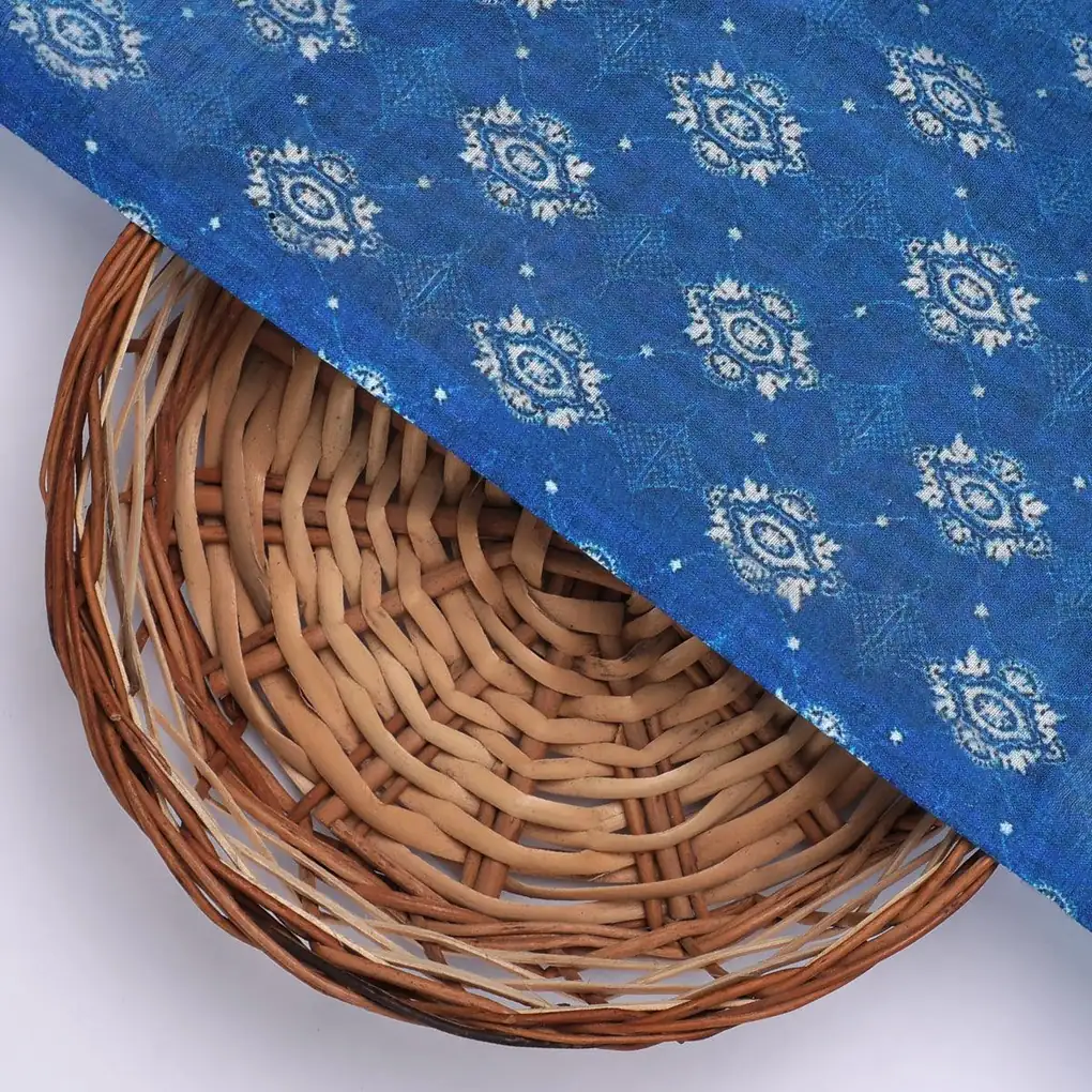 Morden Repeat Bird Eyes Pattern Digital Printed Fabric - Cotton - Image 3