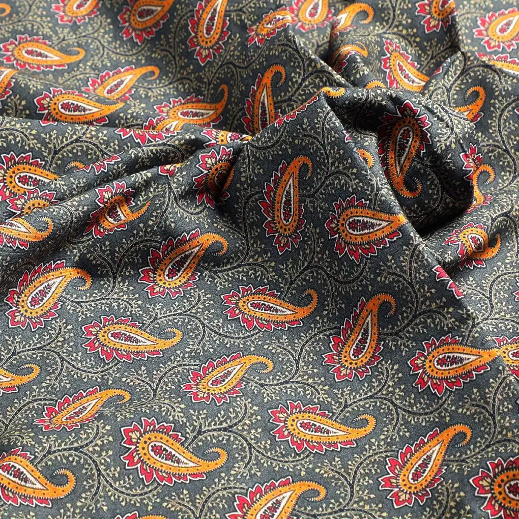 Red Paisley Pure Cotton Printed Fabric Material - Image 3