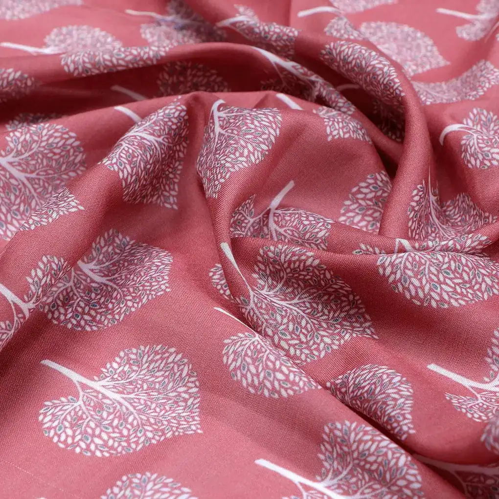 Seamless Leaves Design Printed Fabric - Image 3