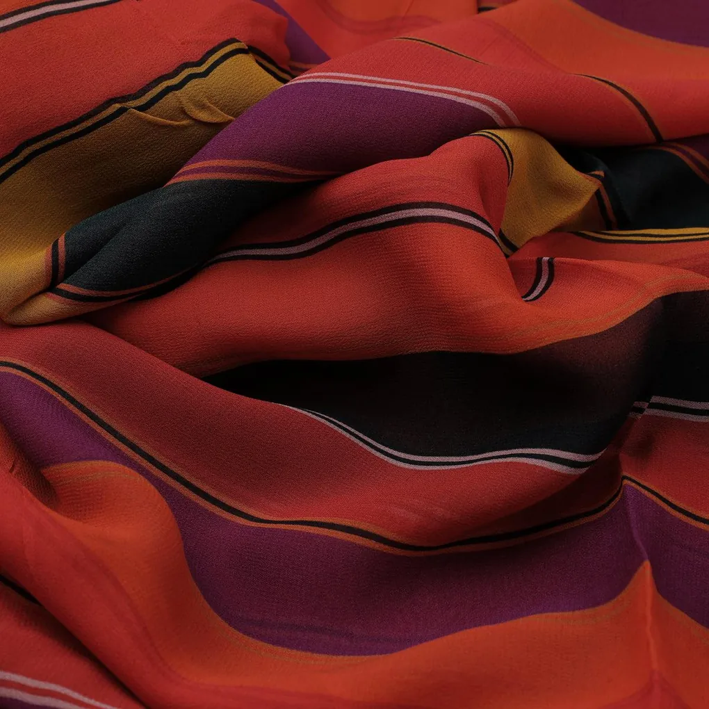 Tiny Serpentine Stripes Pattern Digital Printed Fabric - Pure Georgette - Image 3