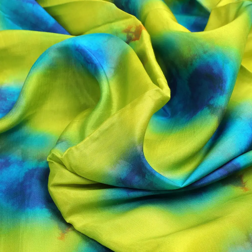 Watercolour Southern Platyfish Colour Digital Printed Fabric - Pure Muslin - Image 3