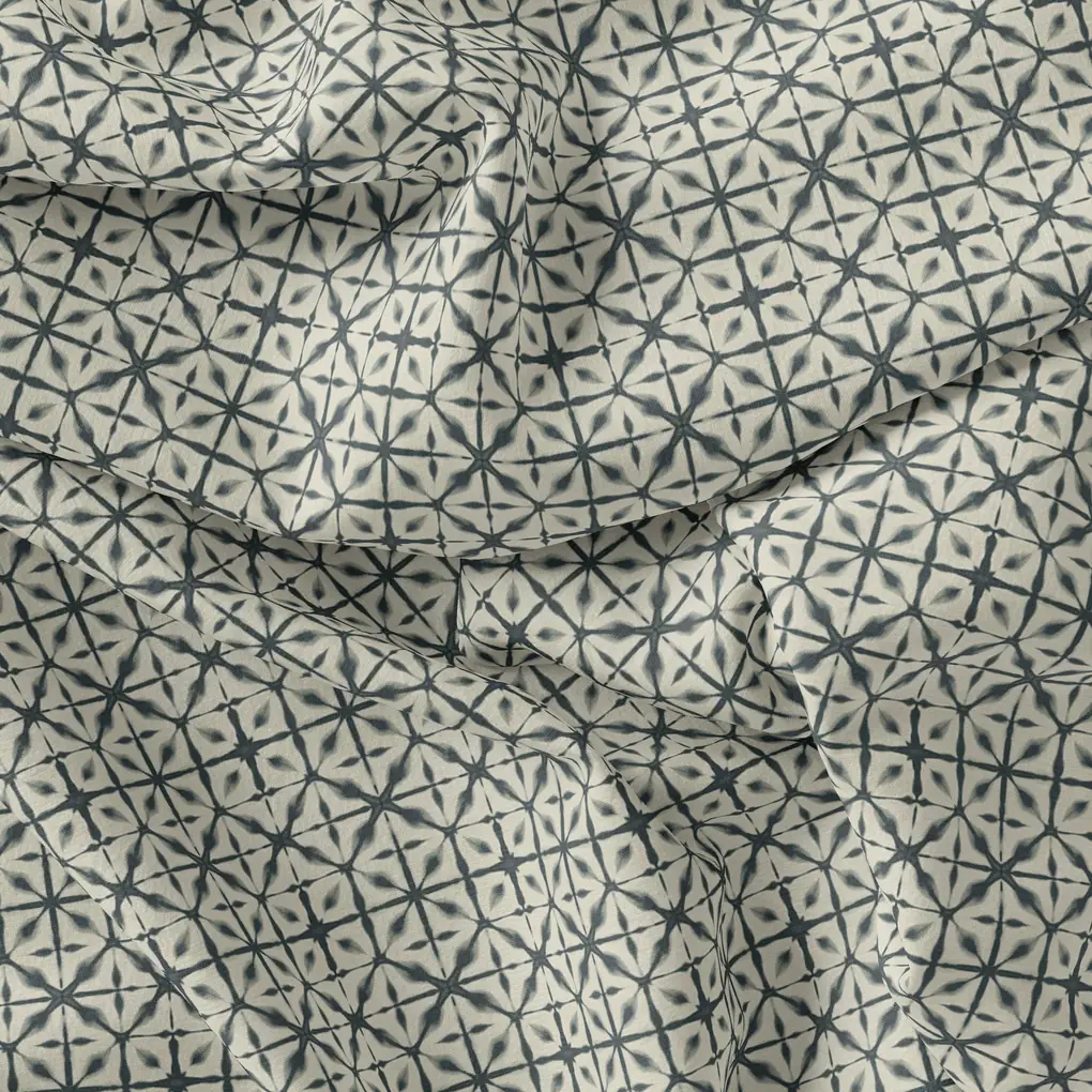Watercolour Tringle And Square Seamless Pattern Digital Printed Fabric - Rayon - Image 3