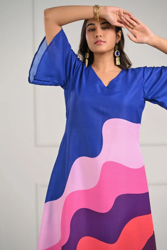 Wavy Printed Midi Dress - Image 2